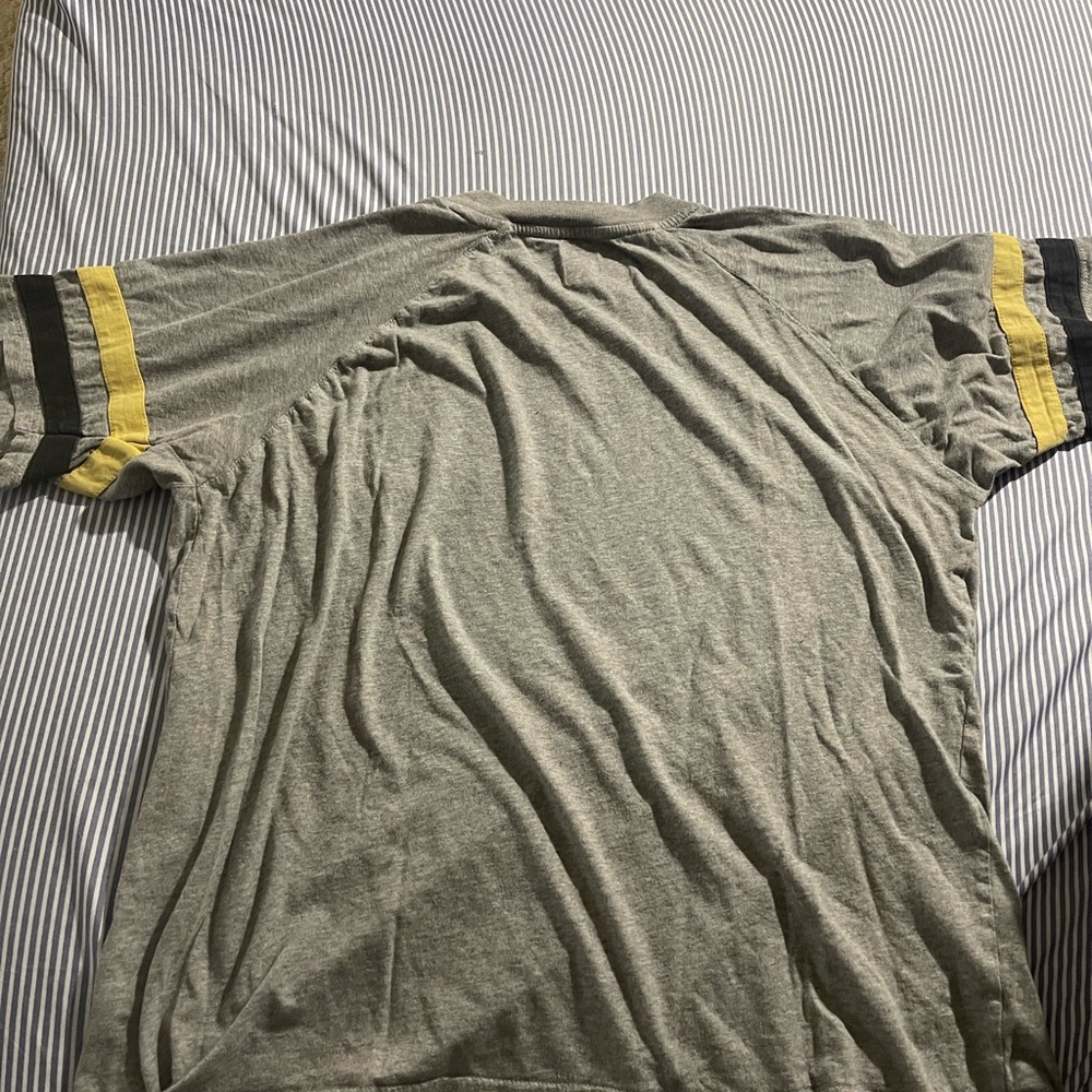 Listen to volume 4 tee shirt large - Picture 2 of 3